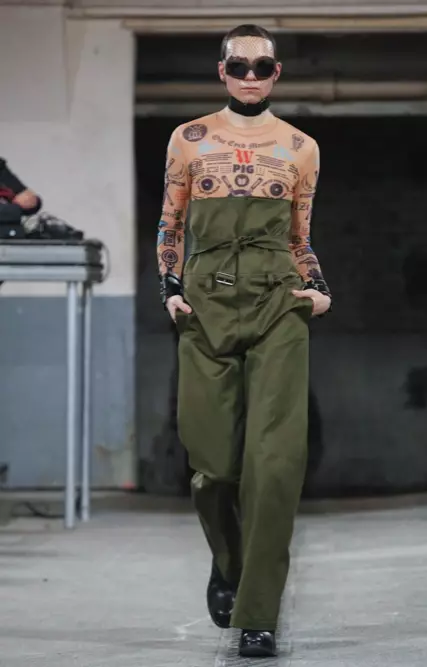 WALTER VAN BEIRENDONCK FÉRFI RUHA, 2018. ŐSZI TÉL PARIS22