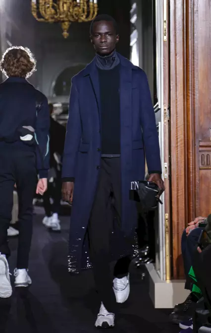 VALENTINO MENSWEAR האַרבסט ווינטער 2018 פּאַריז20