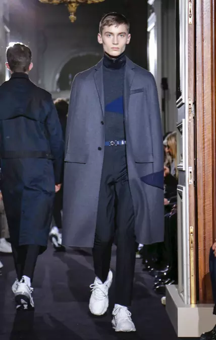 VALENTINO MENSWEAR האַרבסט ווינטער 2018 פּאַריז25