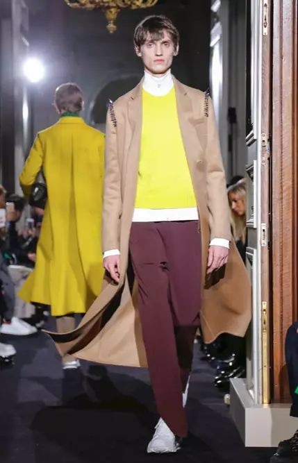 VALENTINO MENSWEAR AŬTUNO VINTRO 2018 PARIS27