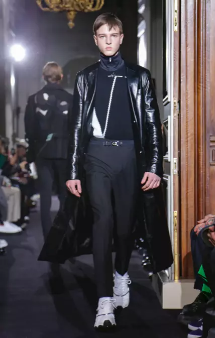 VALENTINO 남성복 2018 가을 겨울 PARIS43