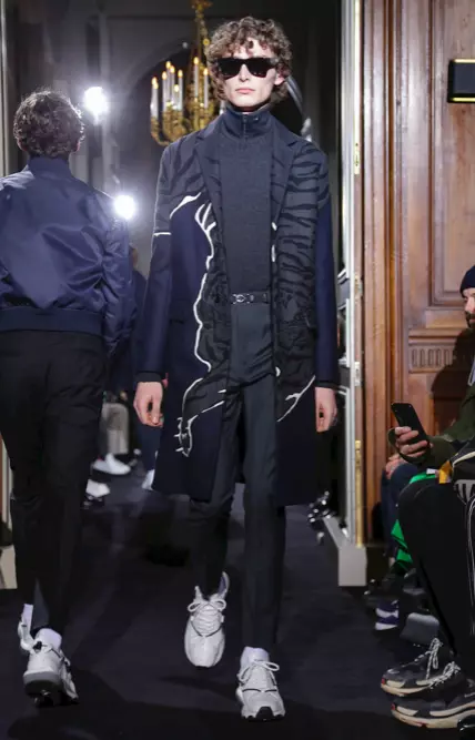 VALENTINO MENSWEAR FALL WINTER 2018 PARIS6