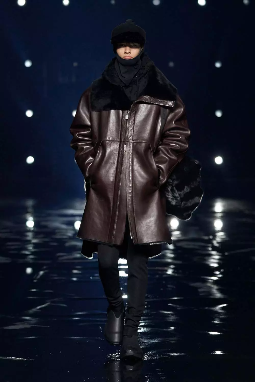 Givenchy 2021-жылдын күзүндө кийүүгө даяр Париж 3922_13