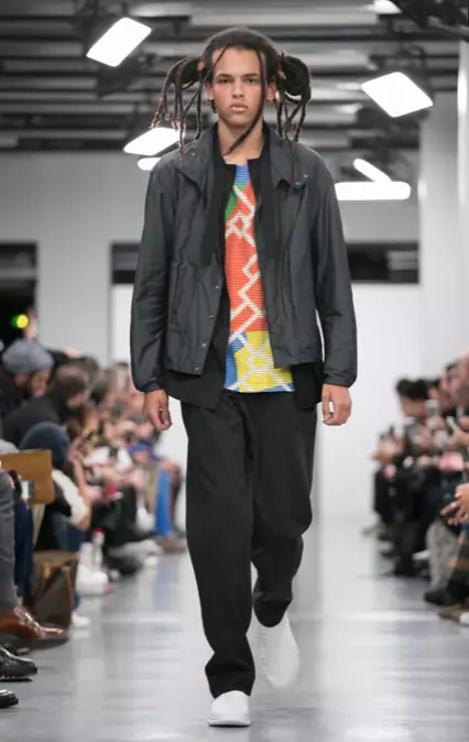 ISSEY MIYAKE MENSWEAR LELAKI JATUH MUSIM SEJUK 2018 PARIS30