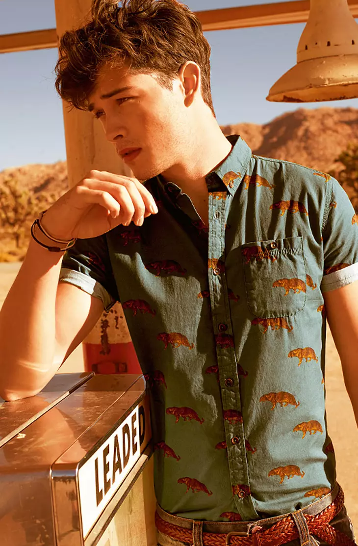 Francisco-Lachowski-Review-Zomer-2013-03 (1)