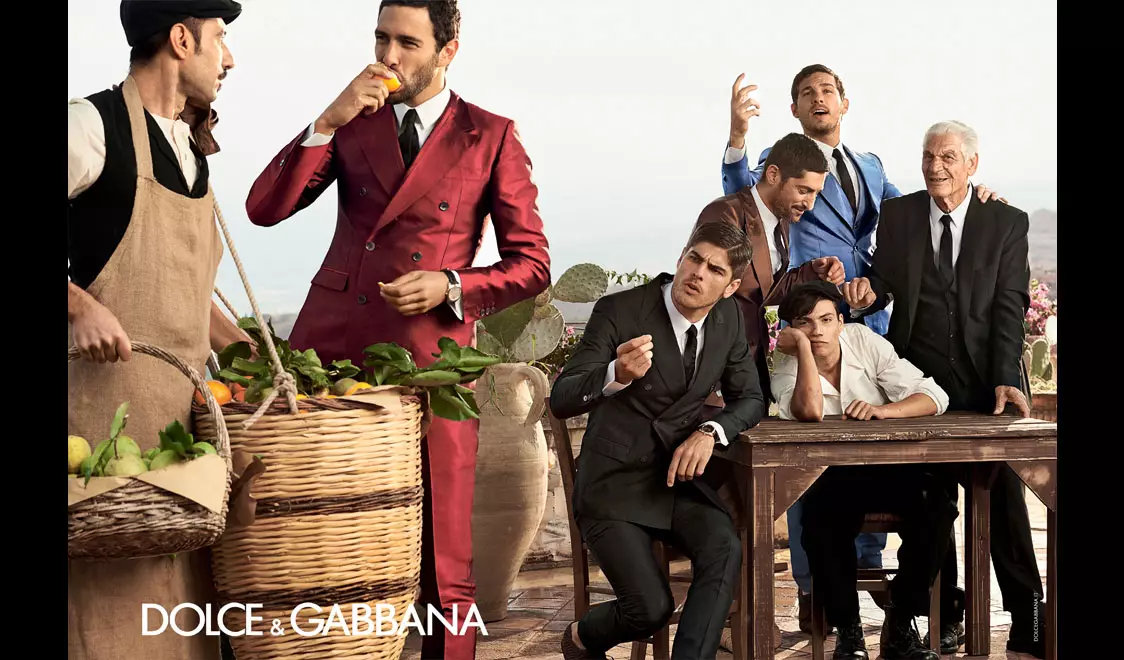 Dolce-a-Gabbana-Fréijoer-Summer-2014-Campagne-ad-Männer-Kollektioun-mat-noah-mills-tony-ward-evandro-soldati-taffeta-suits-1124x660-horizontal