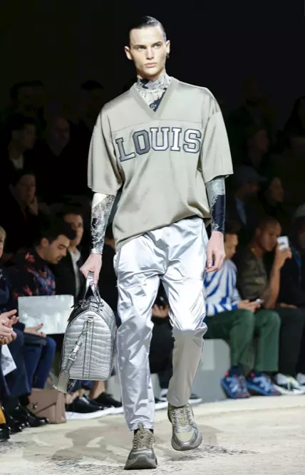 LOUIS VUITTON MENSWEAR AŬTUNO VINTRO 2018 PARIS37