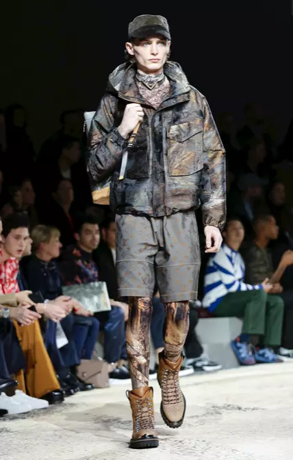 LOUIS VUITTON MENSWEAR AŬTUNO VINTRO 2018 PARIS43