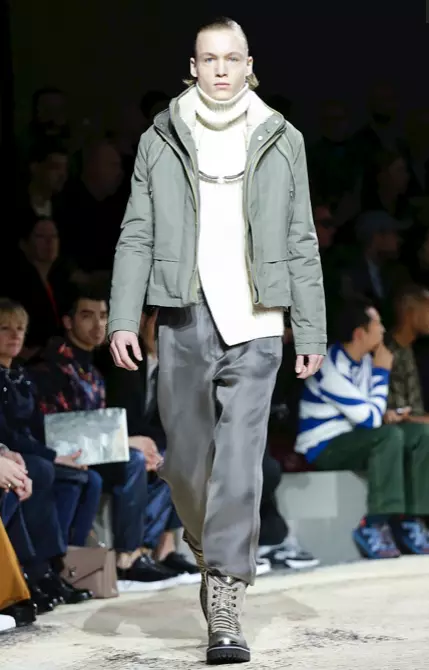 LOUIS VUITTON MENSWEAR האַרבסט ווינטער 2018 פּאַריז44