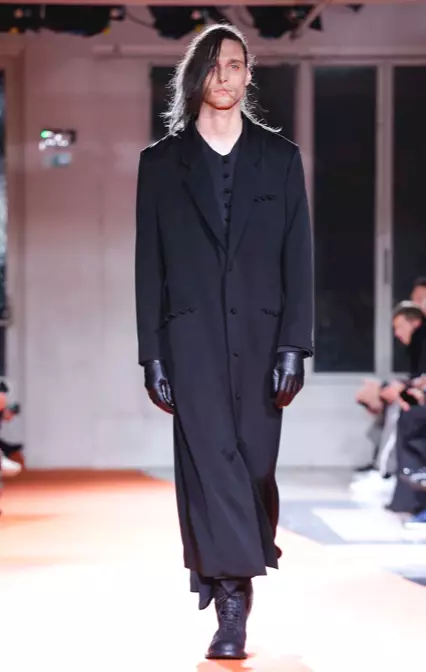 BAJU LELAKI YOHJI YAMAMOTO JATUH MUSIM SEJUK 2018 PARIS9