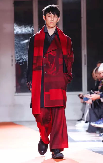 YOHJI YAMAMOTO MENSWEAR סתיו חורף 2018 פריז19