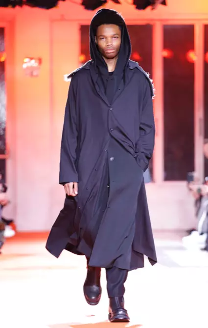 YOHJI YAMAMOTO MENSWEAR סתיו חורף 2018 פריז29