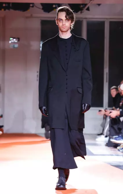 YOHJI YAMAMOTO MENSWEAR סתיו חורף 2018 פריז42