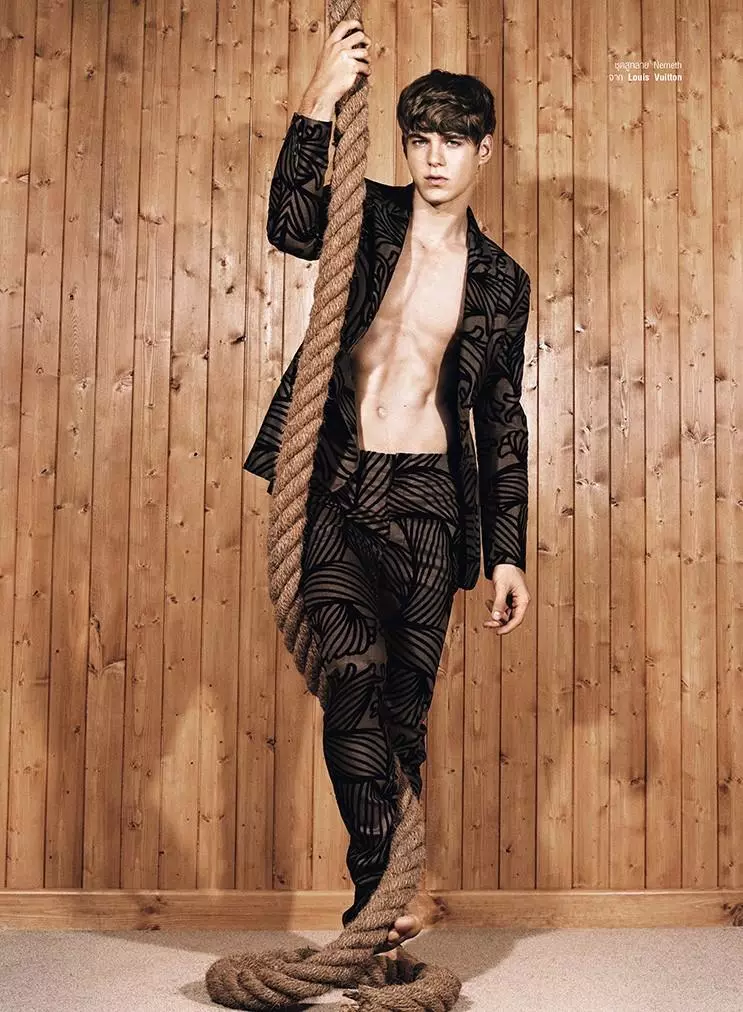 Harpers Bazaar Thailand Men | F/W 2015-də Paul Skalanın redaksiya işi Moda Redaktoru/Stilist Conatan Aylvuddur.