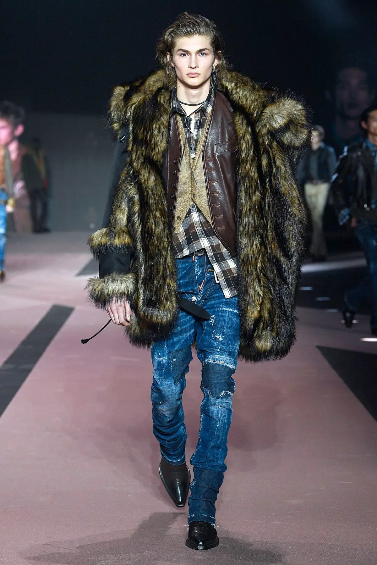 Dsquared2 vīriešu apģērbi, 2020. gada rudens/ziema, Milāna 40471_50