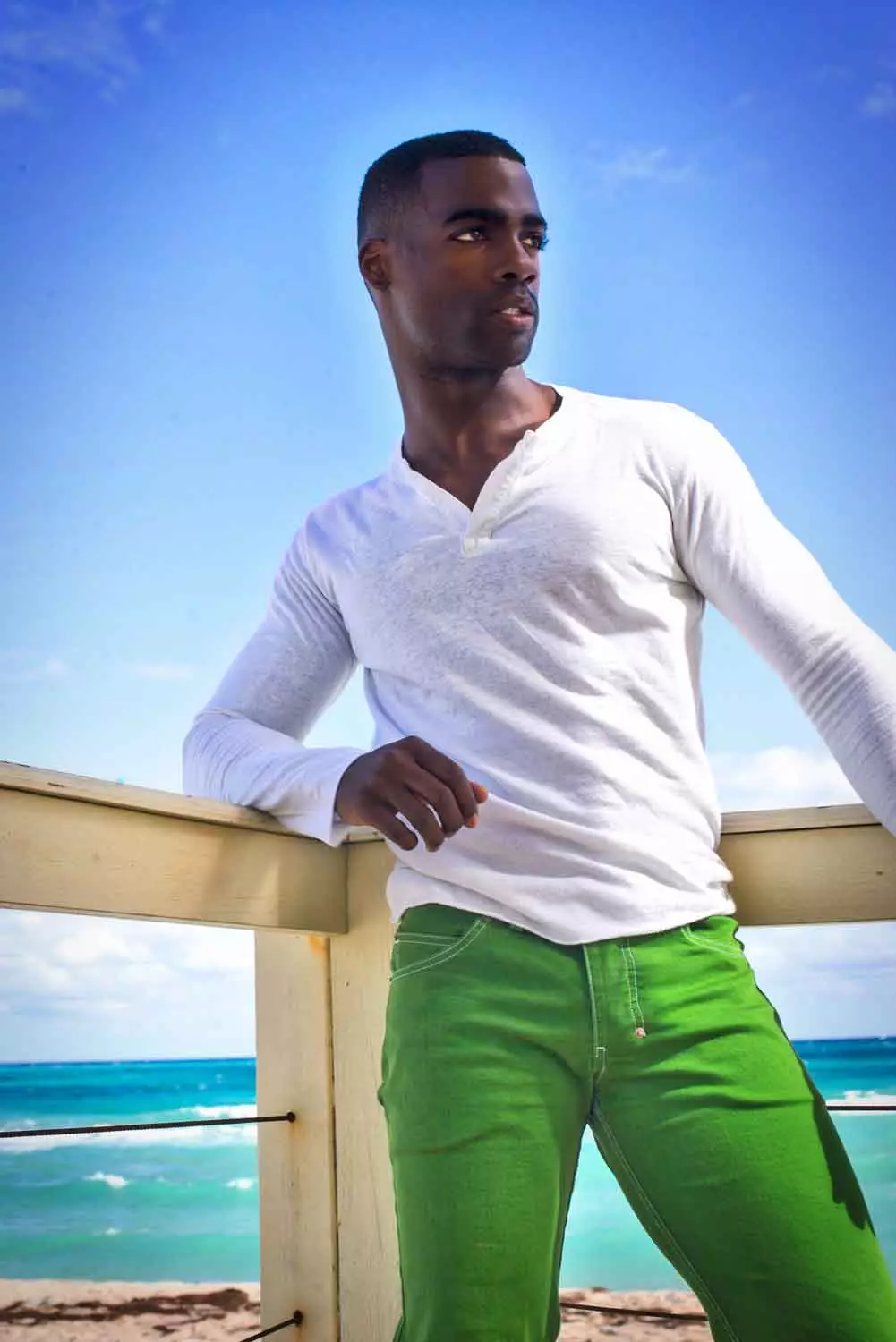 Jeremy Hubb nipasẹ Ivan Sanchez fun Fashionably Male3