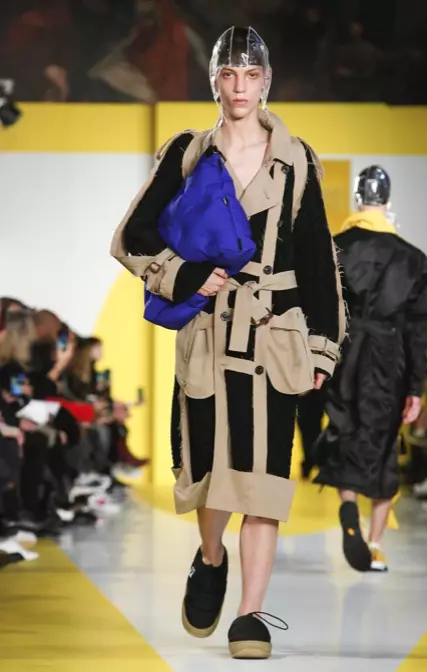 MAISON MARGIELA 2018KO UDAZKEN NEGUA GIZENKOAK PARIS11