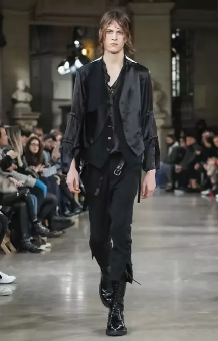 ANN DEMEULEMEESTER MIESTEN VAATTEET SYKSYTALVI 2018 PARIS32