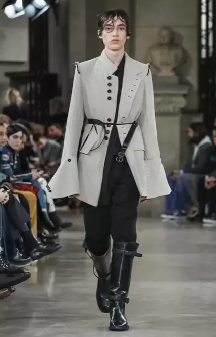 ANN DEMEULEMEESTER VESHJE PËR BURRA VJESHTË DIMËR 2018 PARIS7