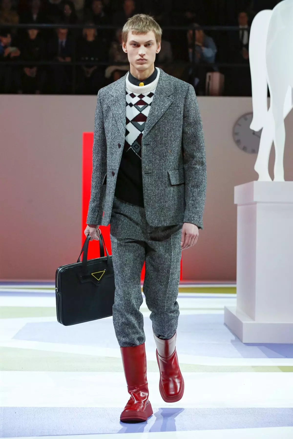 Prada Menswear Caij nplooj zeeg/Lub caij ntuj no 2020 Milan 41175_22