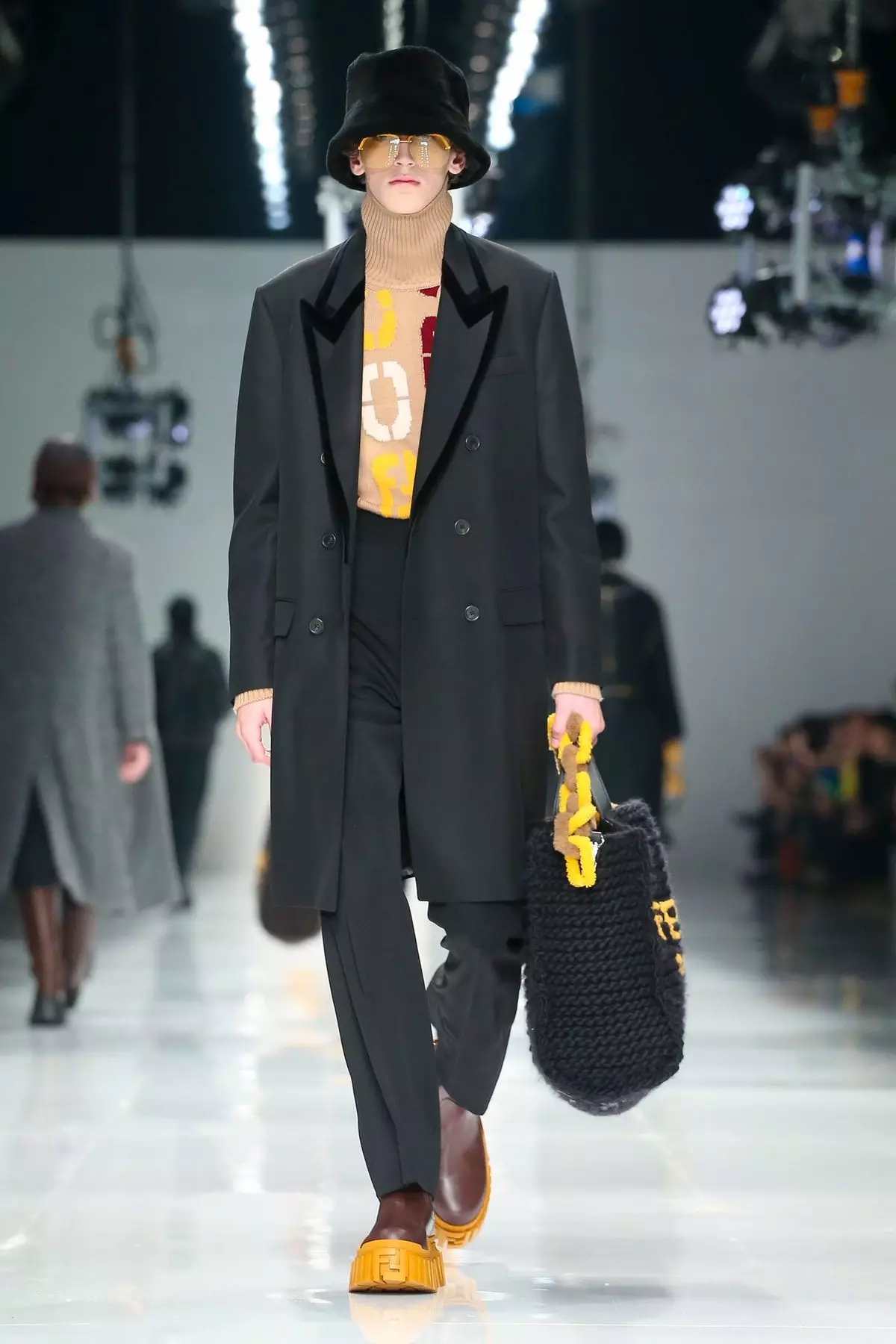 Fendi Menswear Hierscht/Winter 2020 Mailand 41264_18