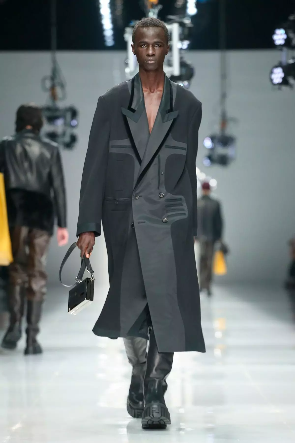 Fendi Menswear Fall / Winter 2020 Milan 41264_3