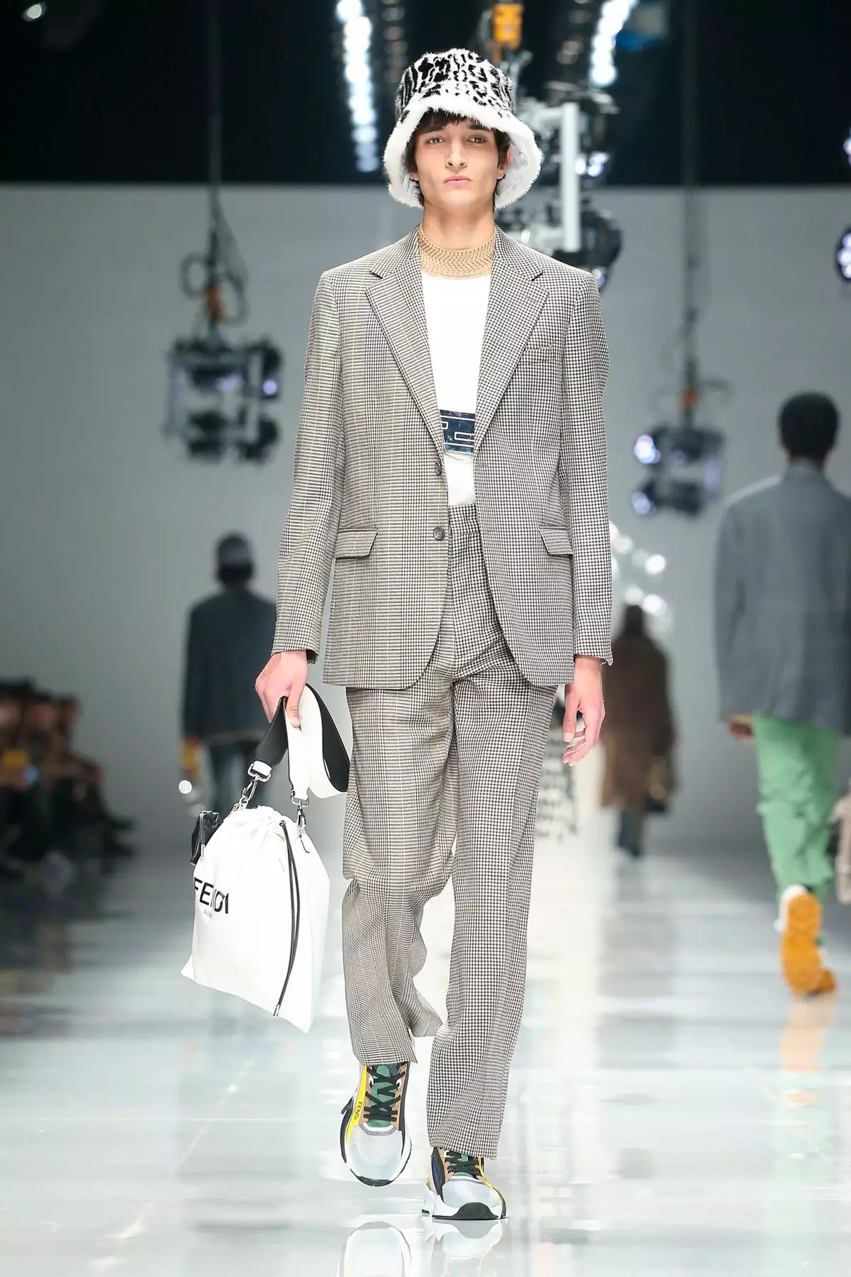 Fendi Menswear ฤดูใบไม้ร่วง/ฤดูหนาว 2020 มิลาน 41264_32