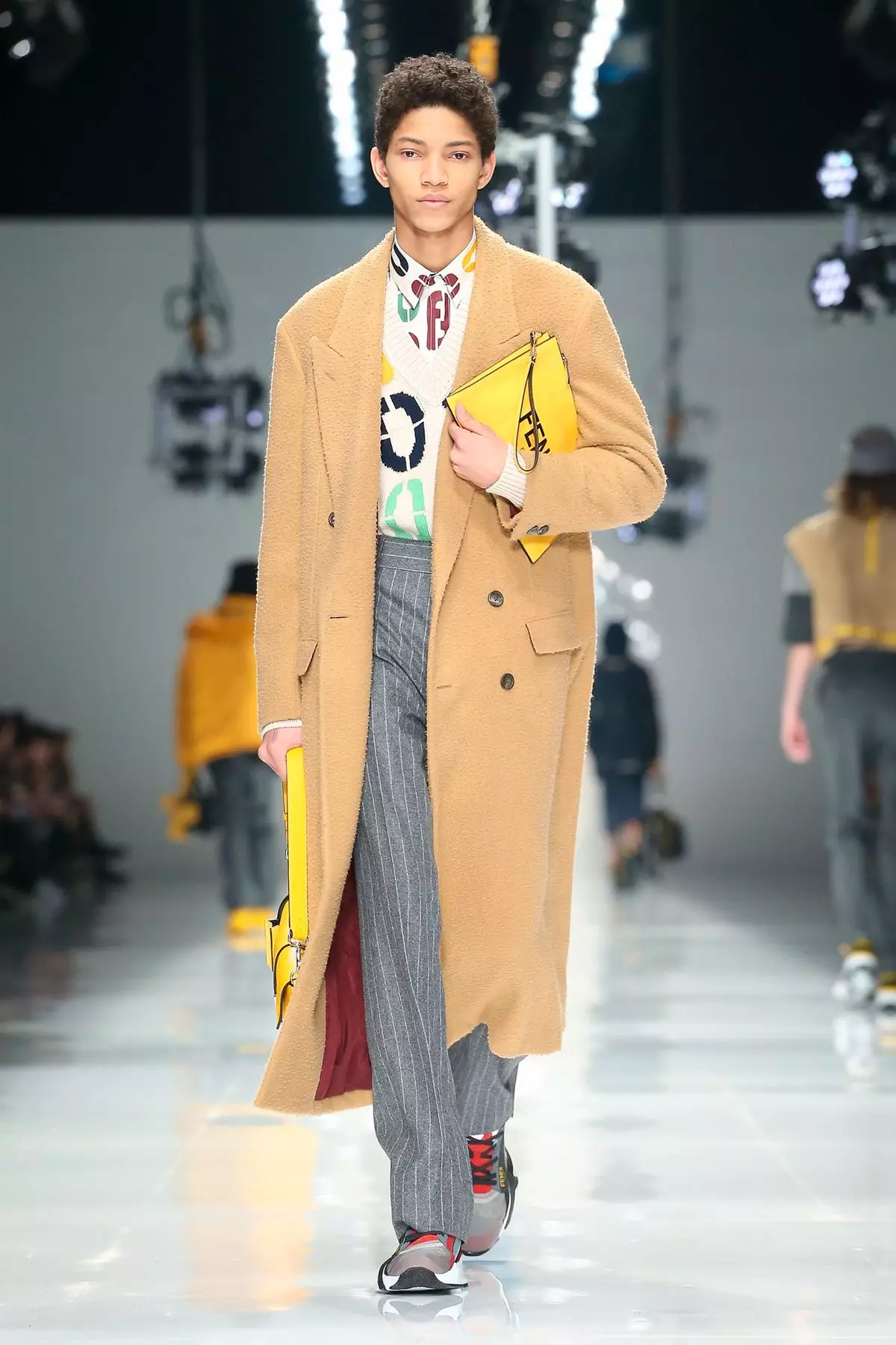 Fendi Menswear ฤดูใบไม้ร่วง/ฤดูหนาว 2020 มิลาน 41264_44