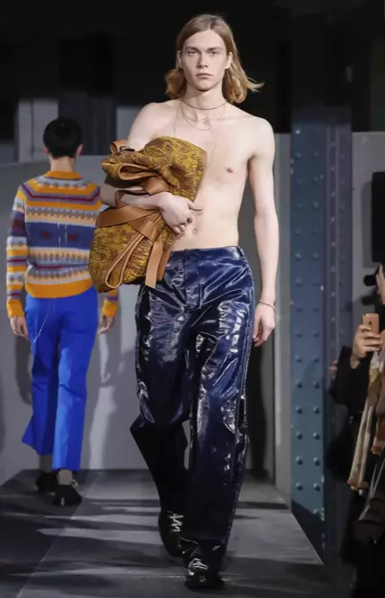 ACNE STUDIOS גברים סתיו חורף 2018 פריז13