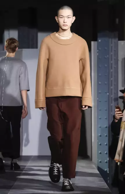 ACNE STUDIOS మెన్స్‌వేర్ ఫాల్ వింటర్ 2018 పారిస్16