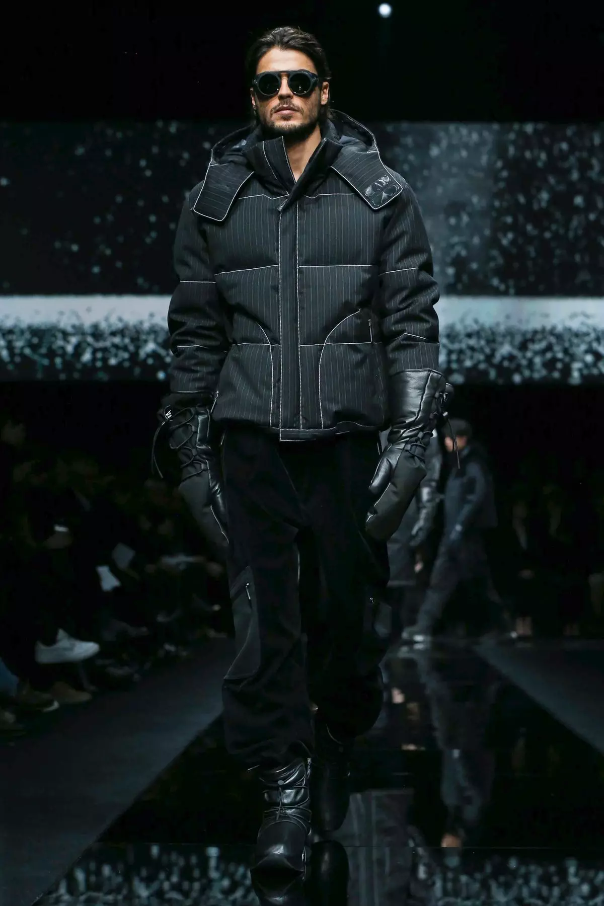 Giorgio Armani የወንዶች ልብስ መውደቅ/ክረምት 2020 ሚላን 41330_3