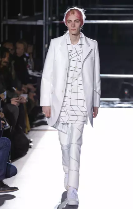 COMME DES GARCONS HOMME PLUS FÉRFI RUHÁK, 2018. ŐSZI TÉL PARIS21