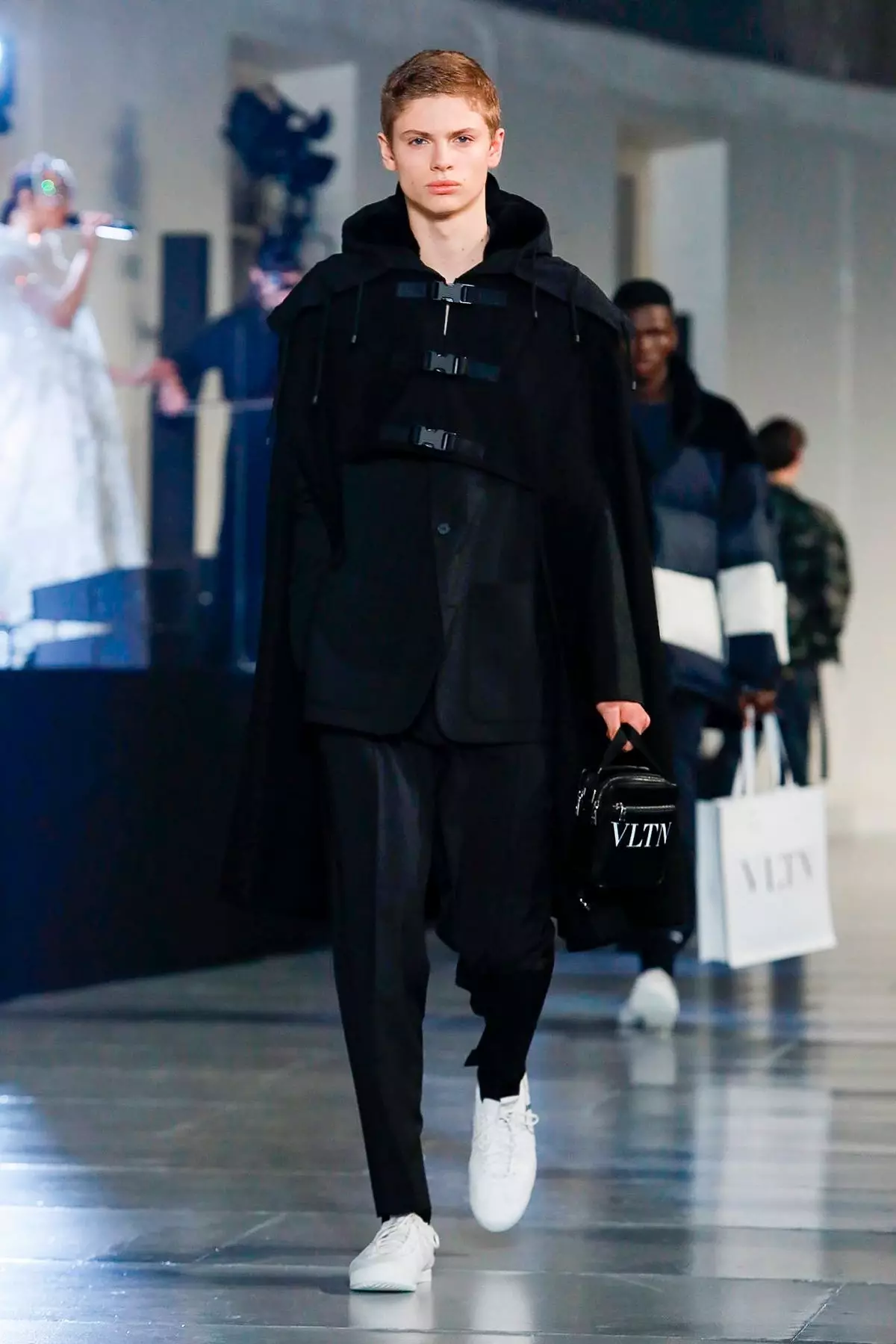 Valentino Menswear Fall / Winter 2020 Paris 41697_28