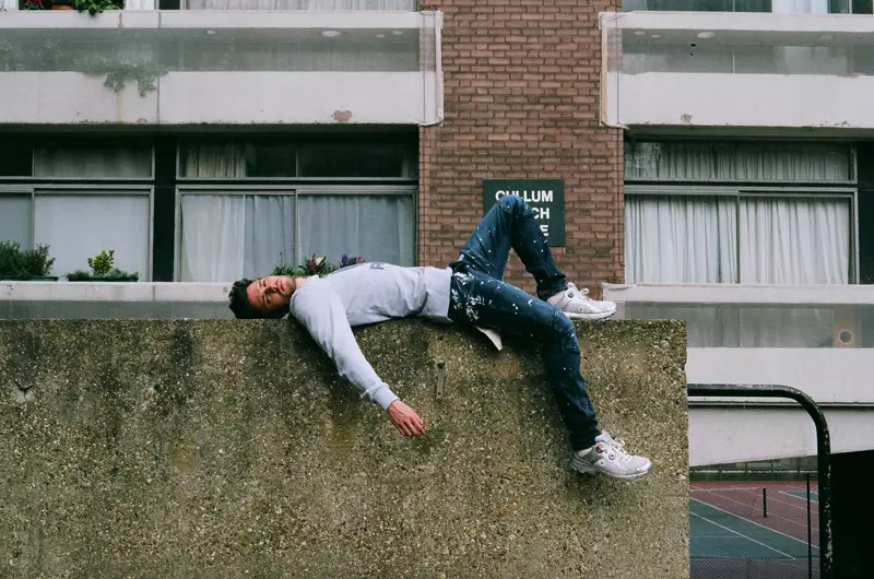 Eksklusivt for Fuckingyoung! Den spanske sensation Fiego Barrueco får et stort opråb plus et interview med FuckingYoung! og stylet i G-Star Raw denim. Tjek ud.