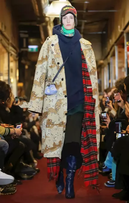 VETEMENTS MENSWEAR Hjerstwinter 2018 PARIS24