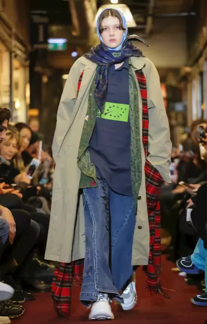 VETEMENTS MESSWEAR Otòn Ivè 2018 PARIS46