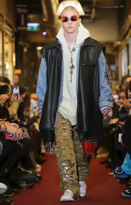 VETEMENTS VESHJE PËR BURRA VJESHTË DIMËR 2018 PARIS47