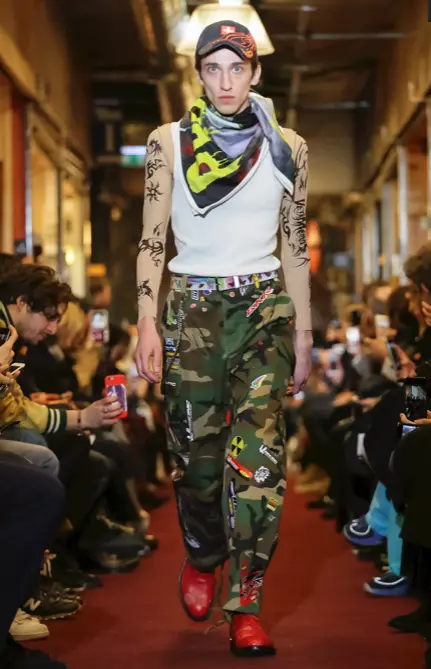 VETEMENTS VĪRIEŠU APĢĒRBI RUDENS ZIEMA 2018 PARIS16