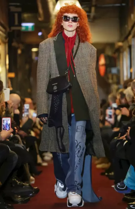 VETEMENTS MESSWEAR Otòn Ivè 2018 PARIS40