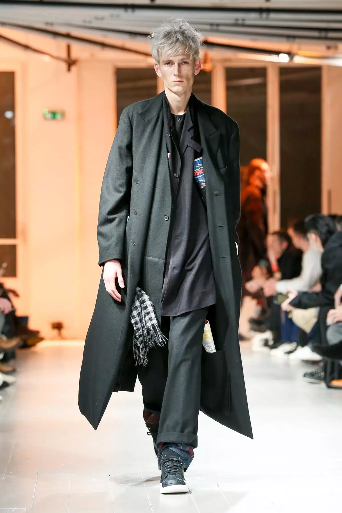 Yohji Yamamoto տղամարդկանց հագուստ աշուն/ձմեռ 2020 Փարիզ 42134_16