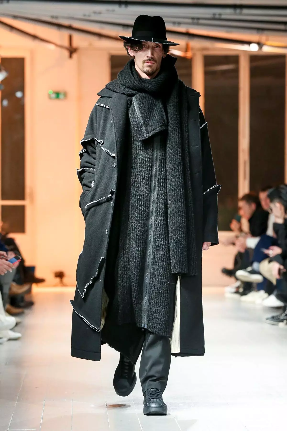 Yohji Yamamoto Kişi Geyimi Payız/Qış 2020 Paris 42134_28