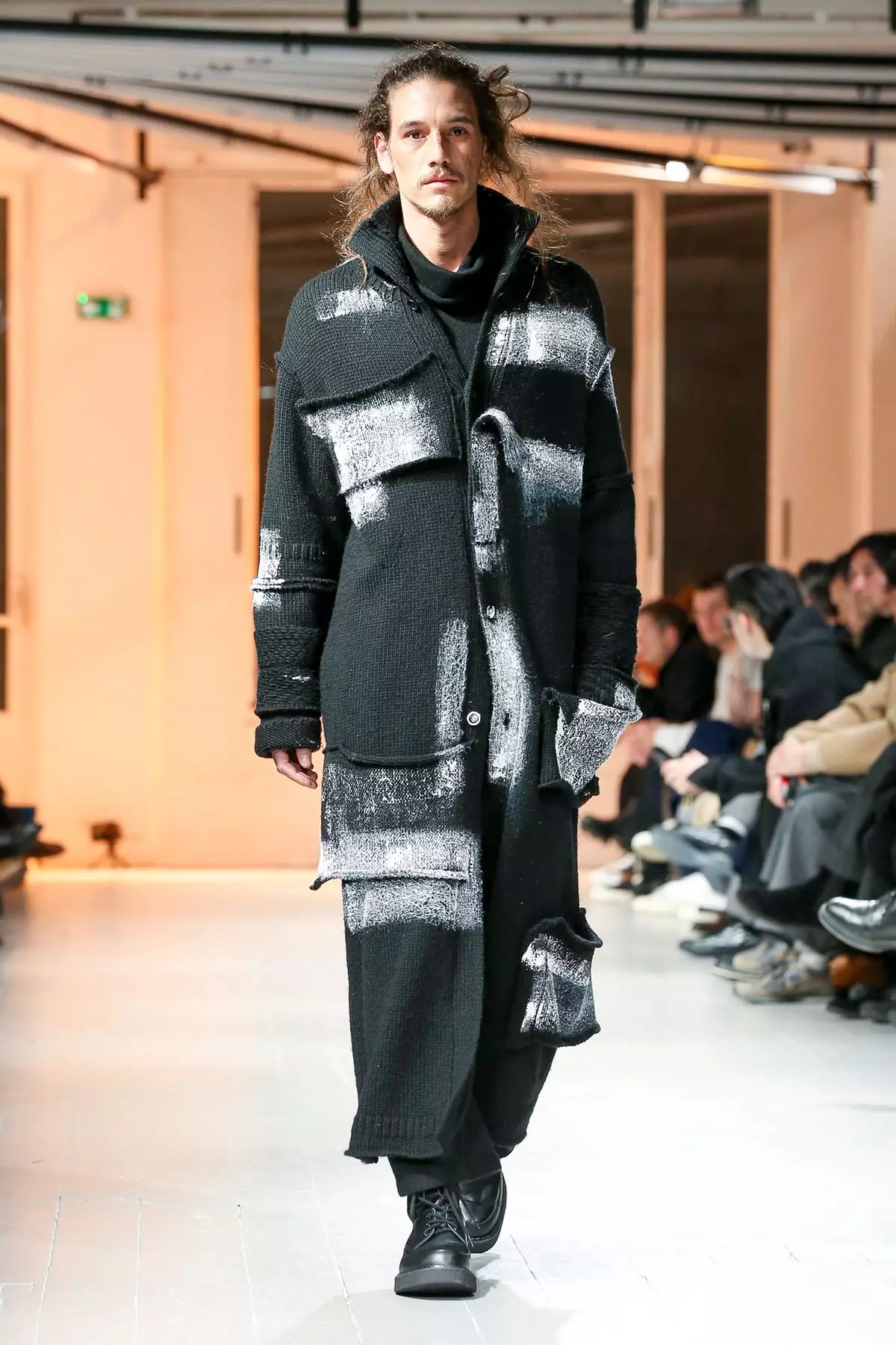 Yohji Yamamoto Abbigliamento Uomo Autunno/Inverno 2020 Parigi 42134_34