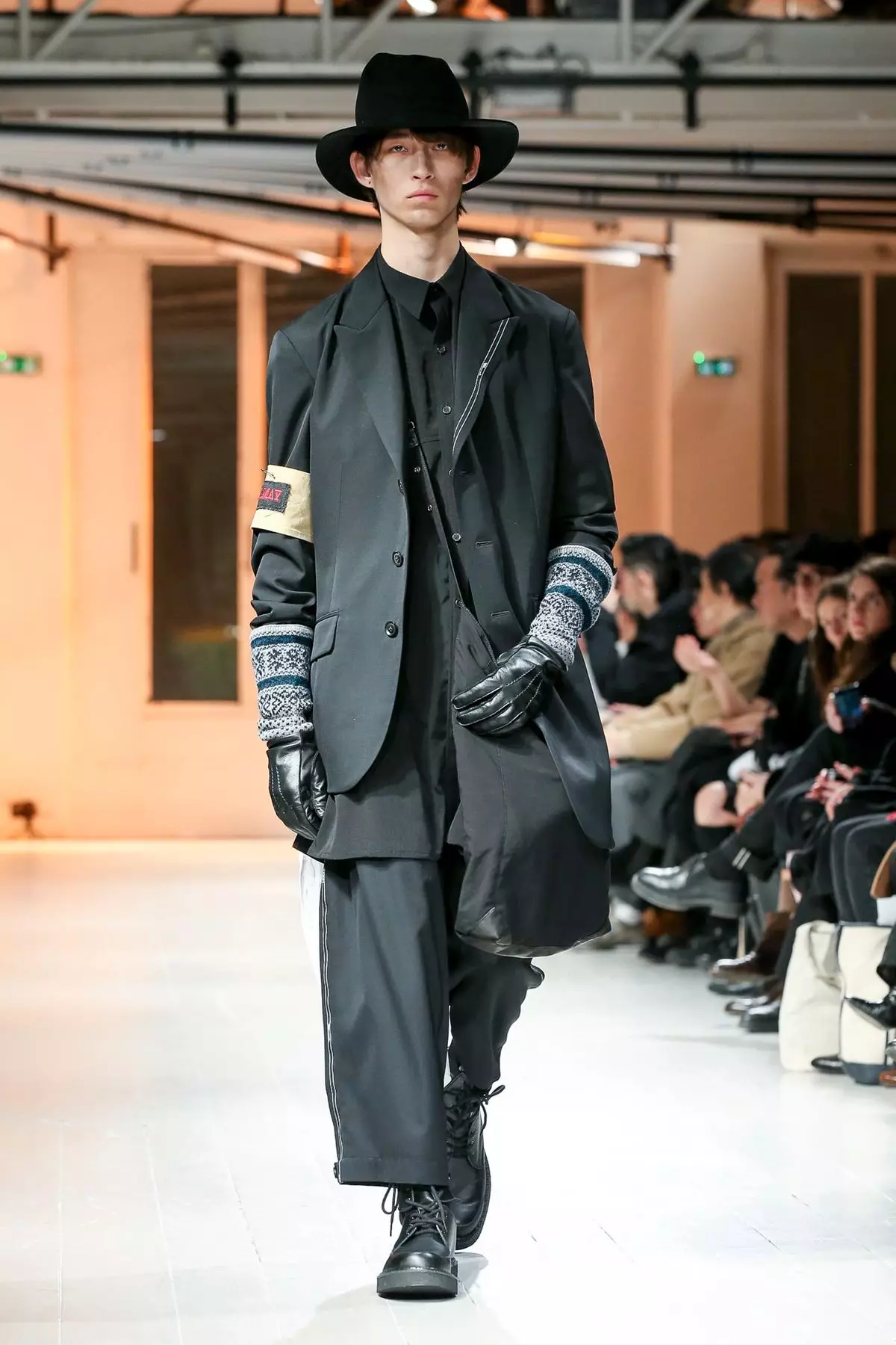 Yohji Yamamoto Menswear Fall/Winter 2020 Parys 42134_35