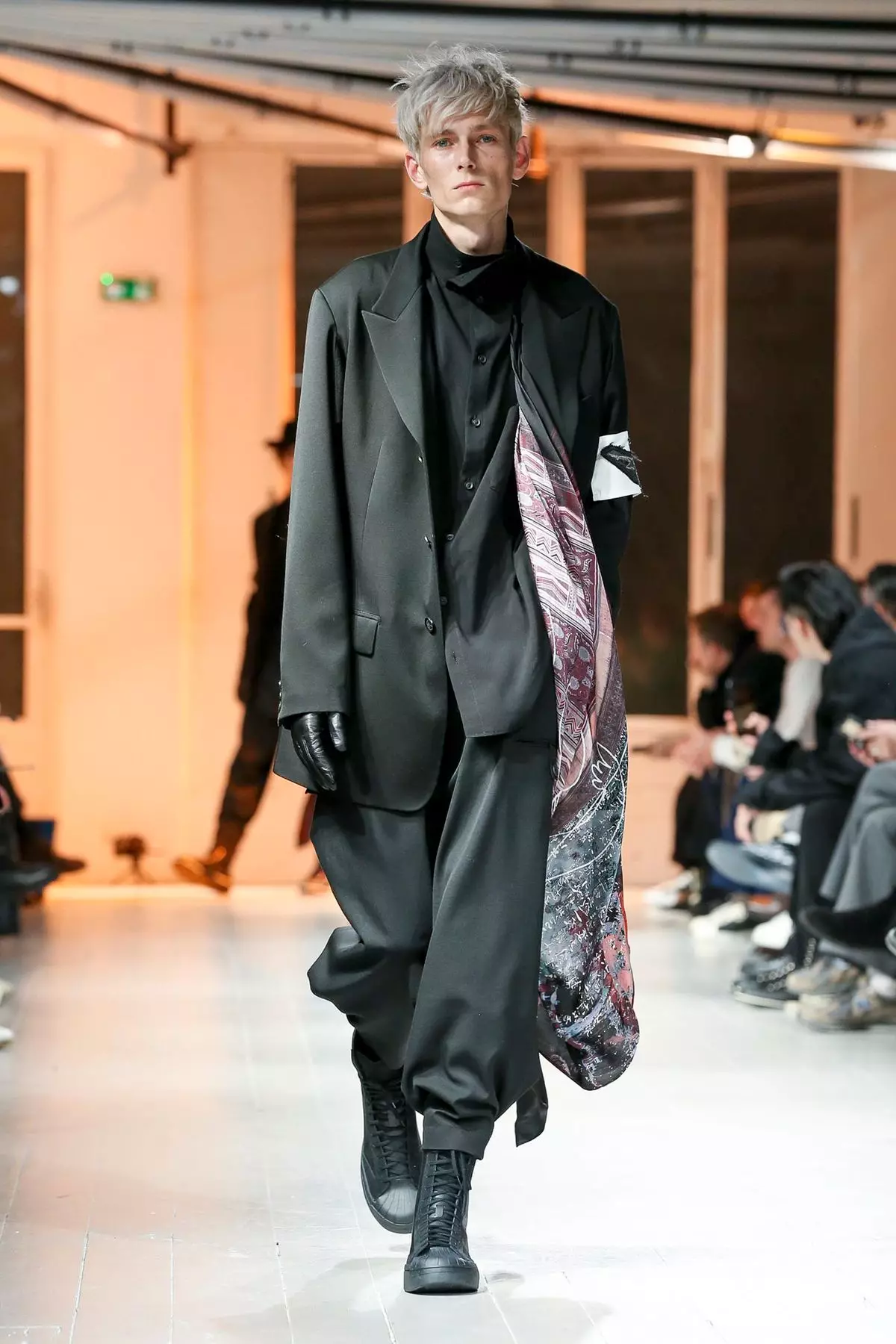 Yohji Yamamoto Abbigliamento Uomo Autunno/Inverno 2020 Parigi 42134_36