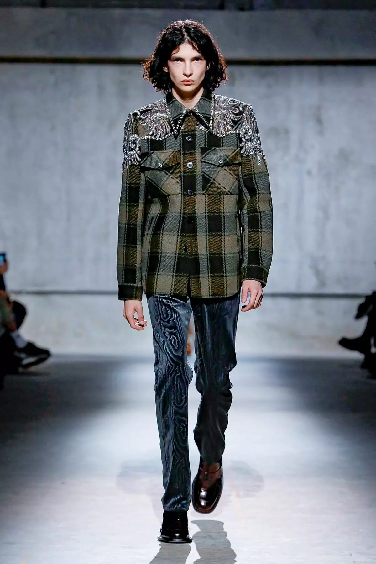 Dries Van Noten ملابس رجال لخريف وشتاء 2020 باريس 42177_14