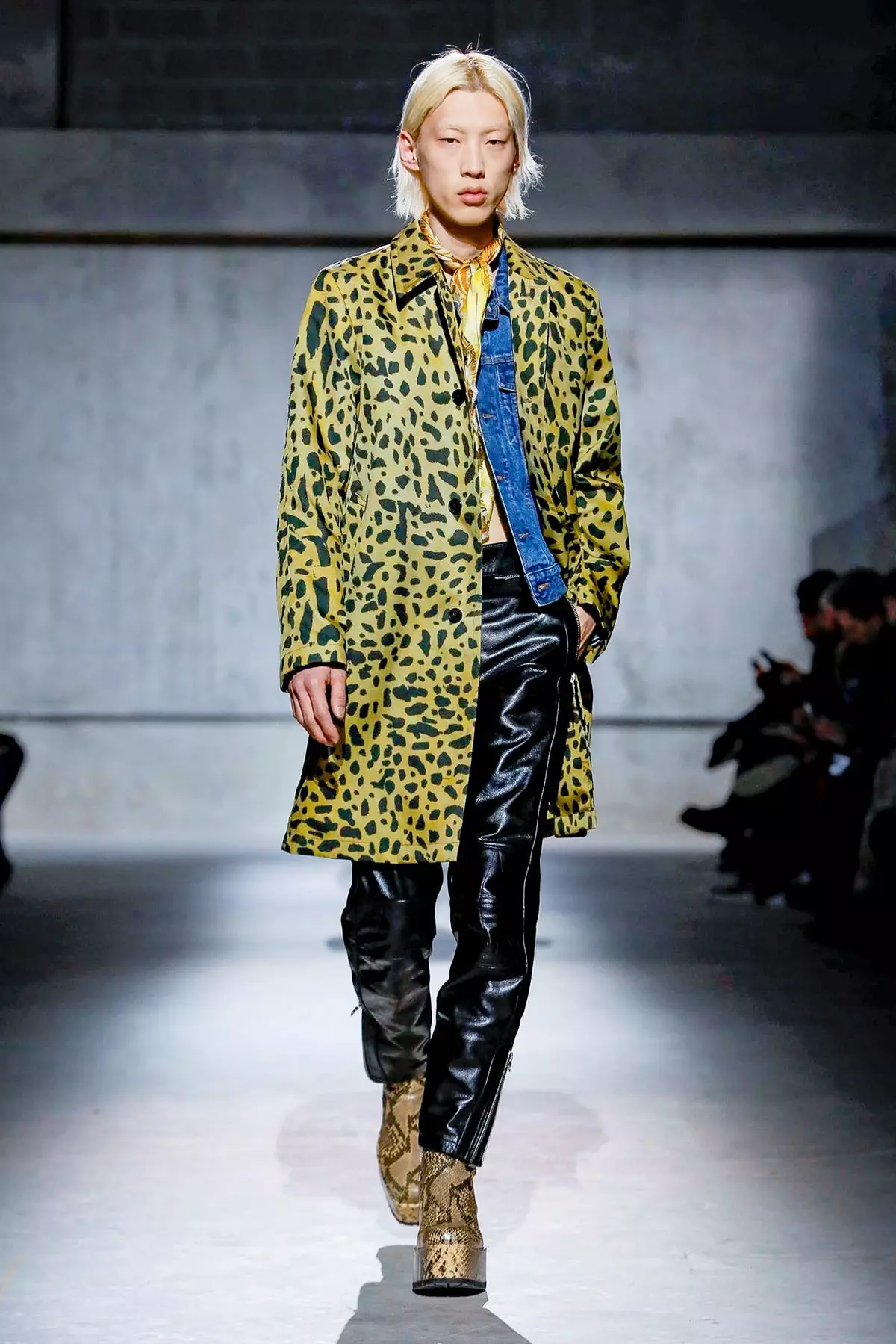 Dries Van Noten эркектердин кийимдери күз/кыш 2020 Париж 42177_41