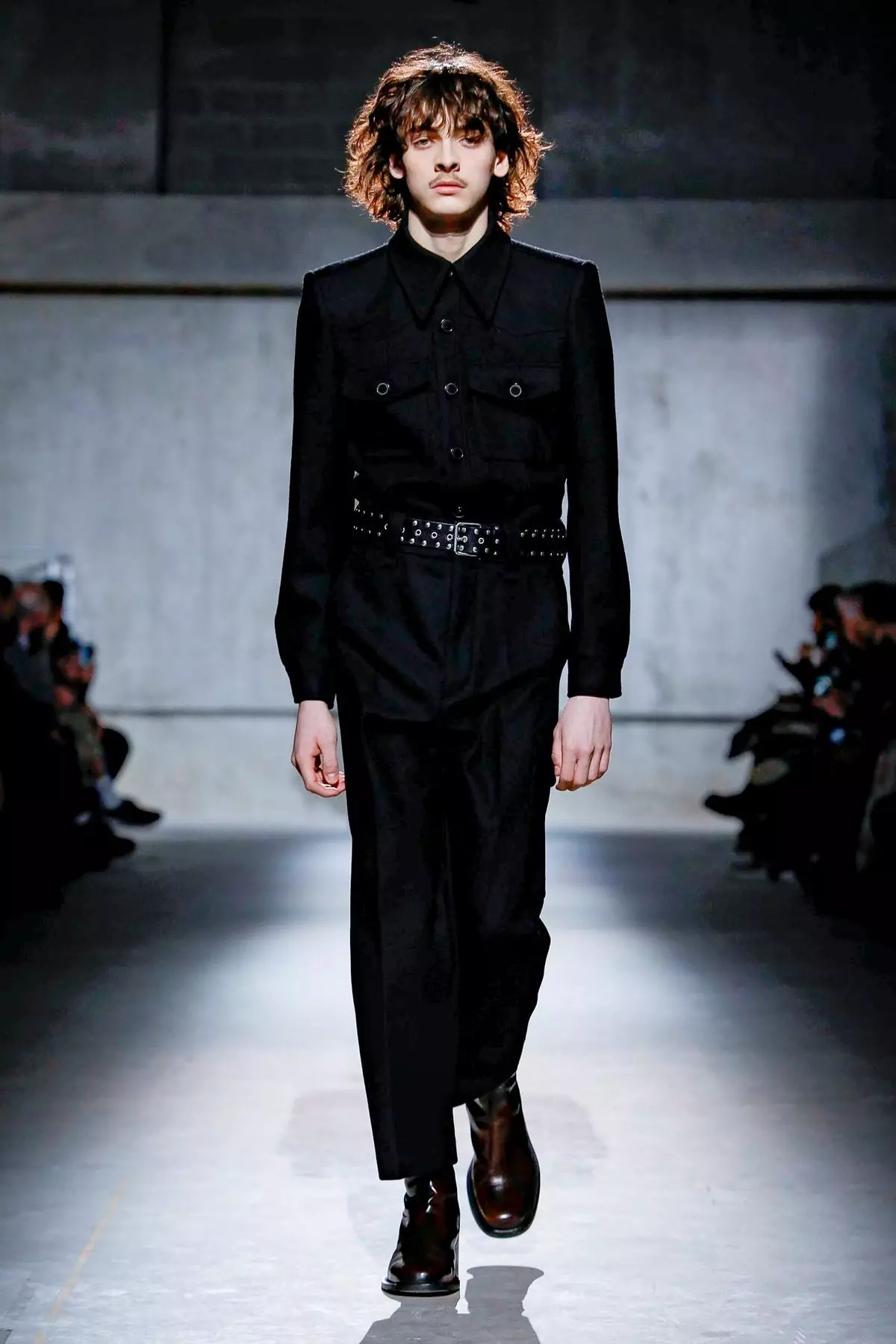 Мужчынская адзенне Dries Van Noten восень/зіма 2020 Парыж 42177_49