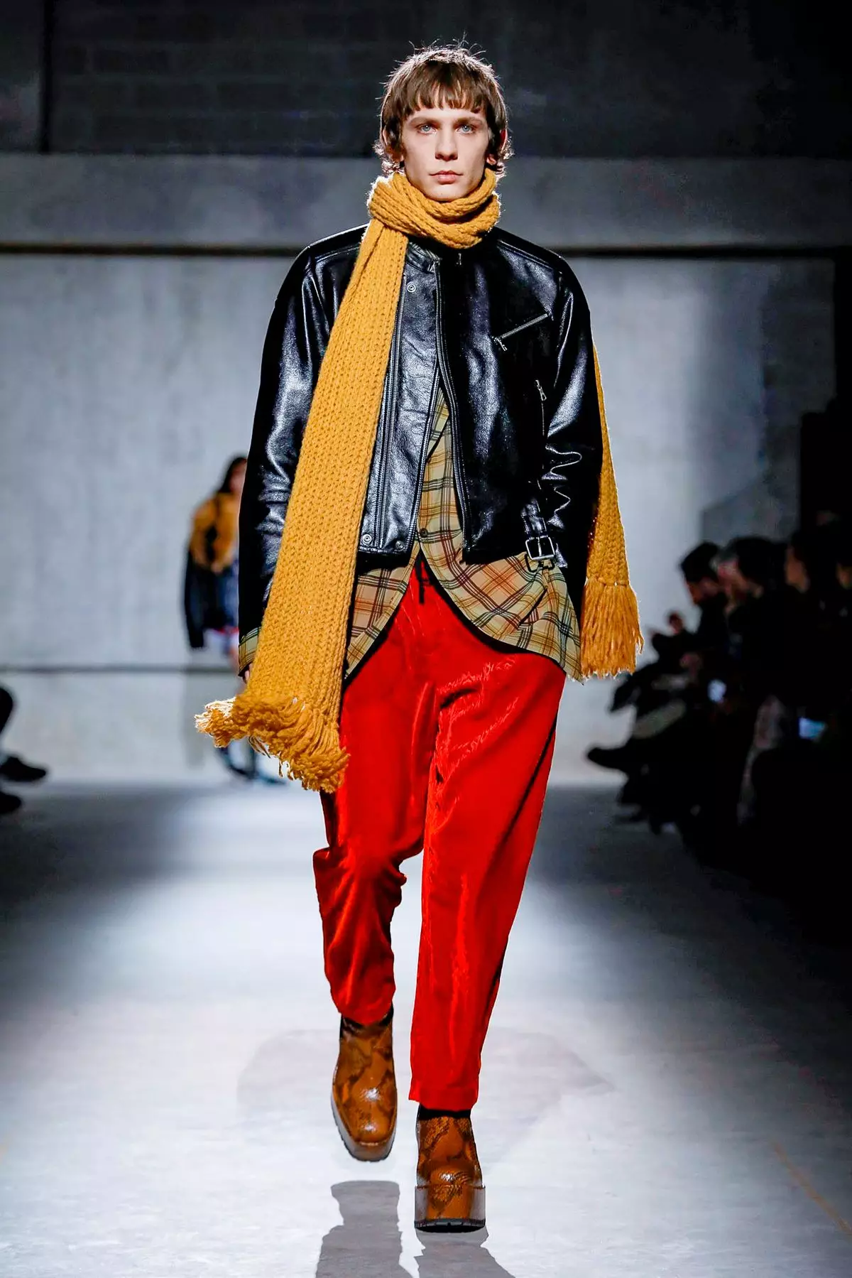 Dries Van Noten Menswear האַרבסט / ווינטער 2020 פּאַריז 42177_51