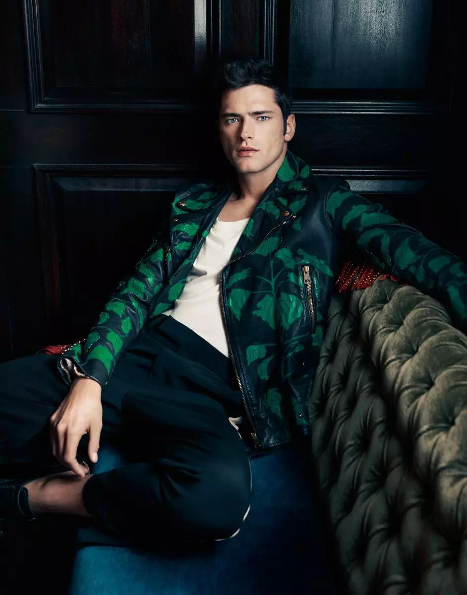 Sean OPry pro Harpers Bazaar Taiwan březen 20177