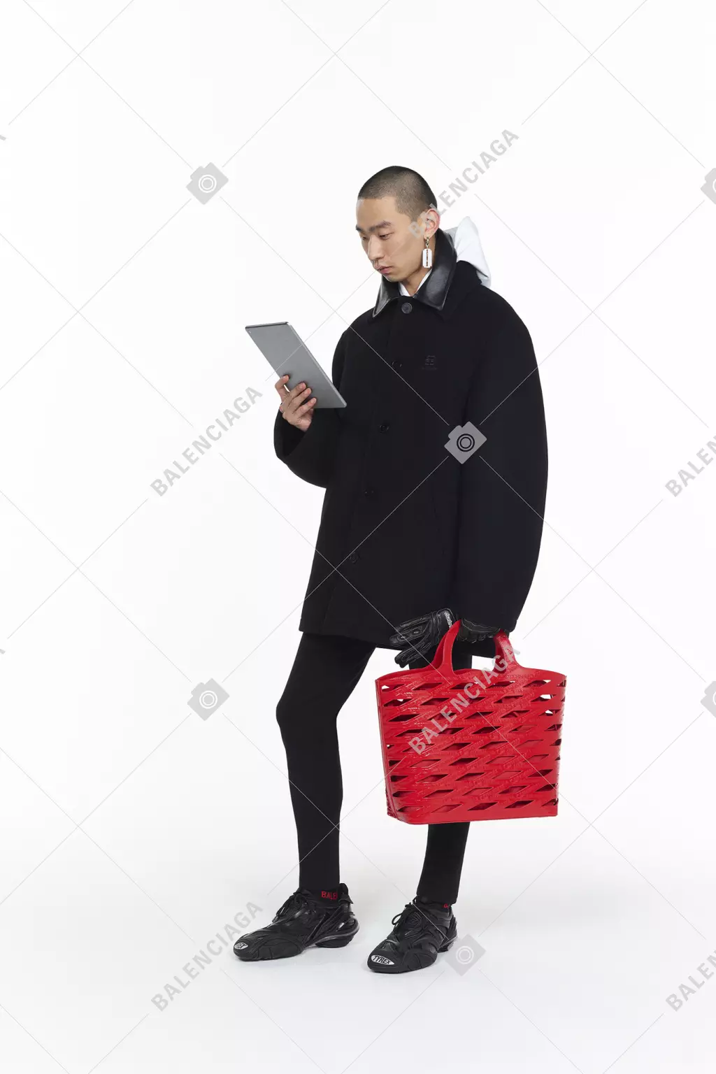 Balenciaga i luma o le tautoulu 2020 42385_2